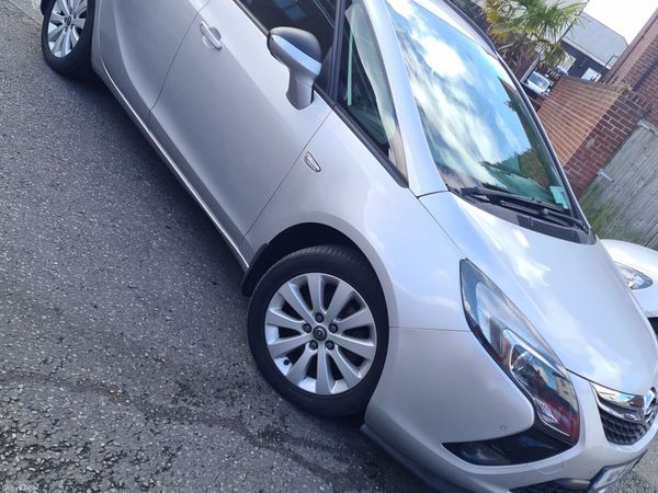 Opel Zafira MPV, Diesel, 2014, Silver