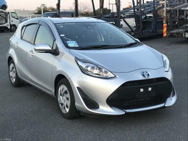 Toyota Aqua Hatchback, Petrol Hybrid, 2020, Silver
