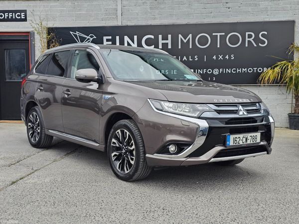 Mitsubishi Outlander SUV, Petrol Plug-in Hybrid, 2016, Brown
