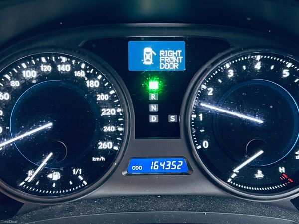 Lexus IS Saloon, Petrol, 2007, Red