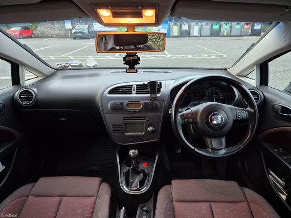SEAT Leon Hatchback, Petrol, 2006, Grey