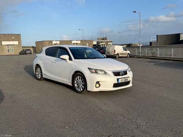 Lexus CT Hatchback, Petrol Hybrid, 2011, White