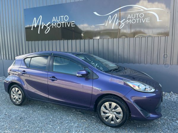 Toyota Aqua Hatchback, Petrol Hybrid, 2017, Purple