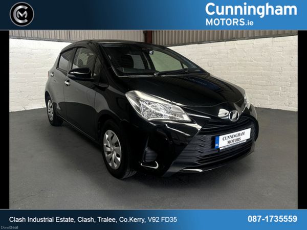 Toyota Yaris Hatchback, Petrol, 2018, Black