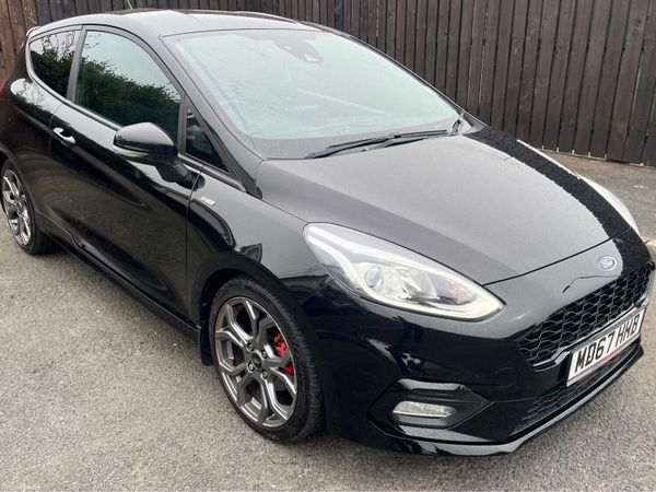 Ford Fiesta Hatchback, Petrol, 2018, Black