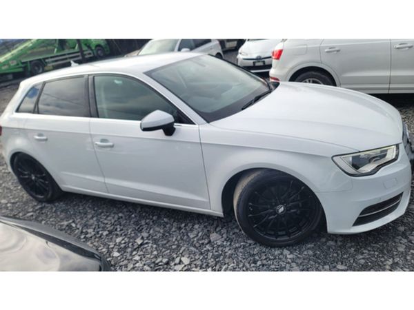 Audi A3 Hatchback, Petrol, 2014, White