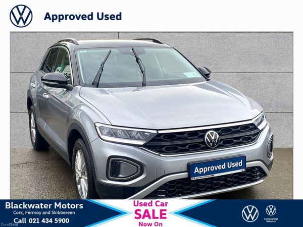 Volkswagen T-Roc SUV, Petrol, 2023, Silver