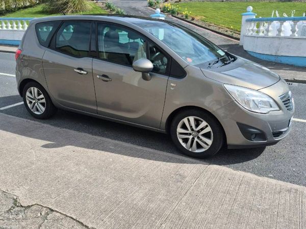 Vauxhall Meriva MPV, Diesel, 2011, Brown