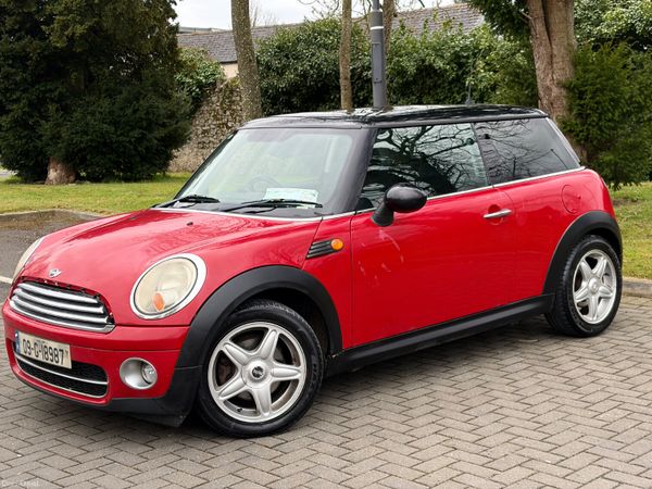 Mini Cooper Hatchback, Diesel, 2009, Red