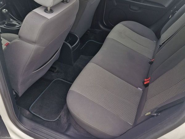 SEAT Leon Hatchback, Diesel, 2011, White