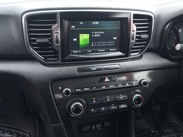 Kia Sportage SUV, Diesel, 2016, Red