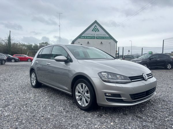 Volkswagen Golf Hatchback, Petrol, 2016, Silver