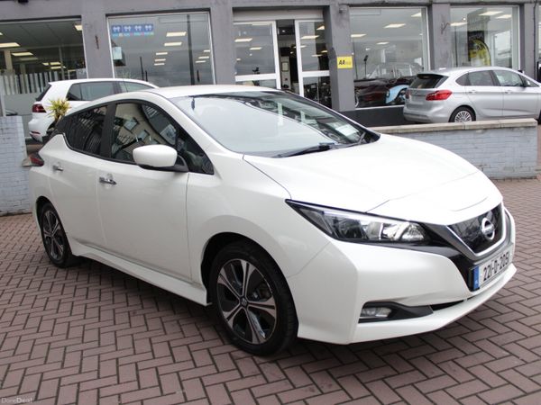 Nissan Leaf Hatchback, Electric, 2022, White