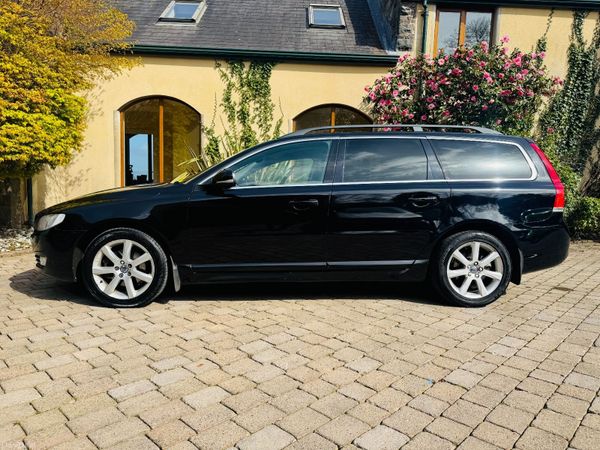 Volvo V70 Estate, Diesel, 2015, Black