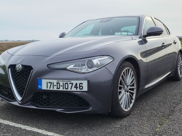Alfa Romeo Giulia Saloon, Diesel, 2017, Grey