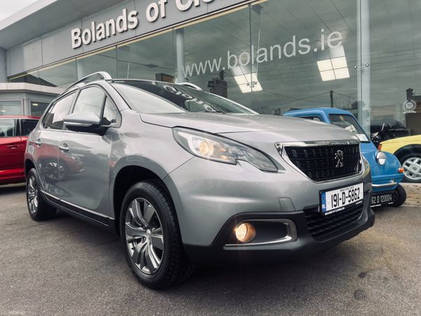 Peugeot 2008 Estate, Petrol, 2019, Grey