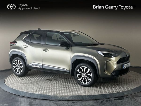 Toyota Yaris Cross Hatchback, Petrol Hybrid, 2023, Green