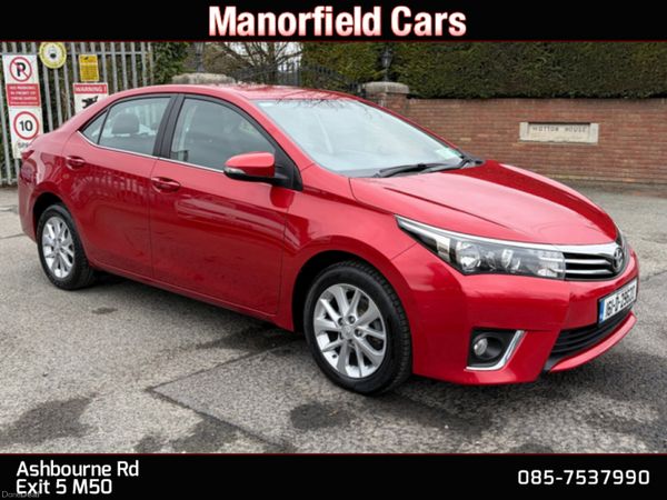 Toyota Corolla Saloon, Petrol, 2016, Red