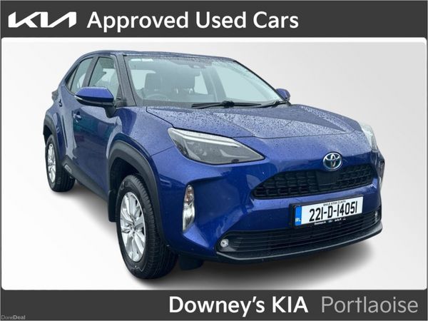 Toyota Yaris Cross SUV, Petrol Hybrid, 2022, Blue