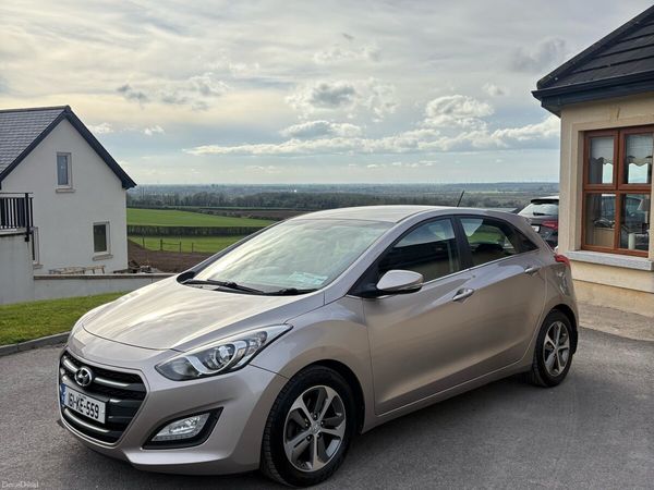 Hyundai i30 Hatchback, Diesel, 2016, White