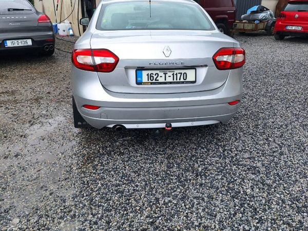 Renault Fluence Saloon, Diesel, 2016, Silver