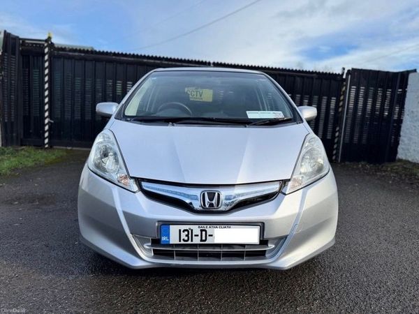 Honda Fit Hatchback, Petrol Hybrid, 2013, Silver