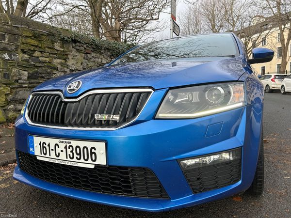 Skoda Octavia Saloon, Diesel, 2016, Blue