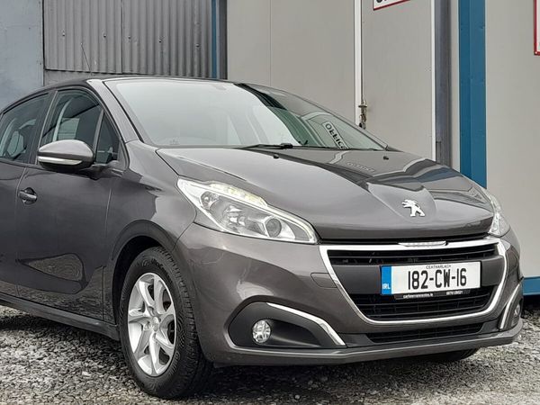 Peugeot 208 Hatchback, Petrol, 2018, Grey