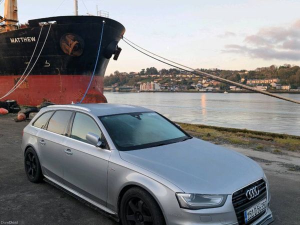 Audi A4 Estate, Petrol, 2015, Silver