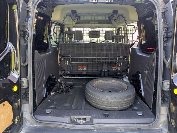 Ford Transit Crew Cab, Diesel, 2017, Black