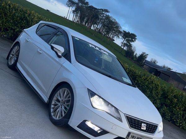 SEAT Leon Hatchback, Diesel, 2018, White