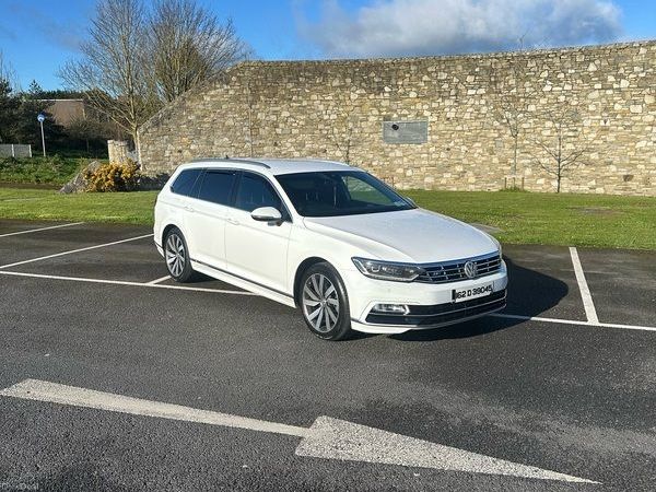 Volkswagen Passat Estate, Petrol, 2016, White