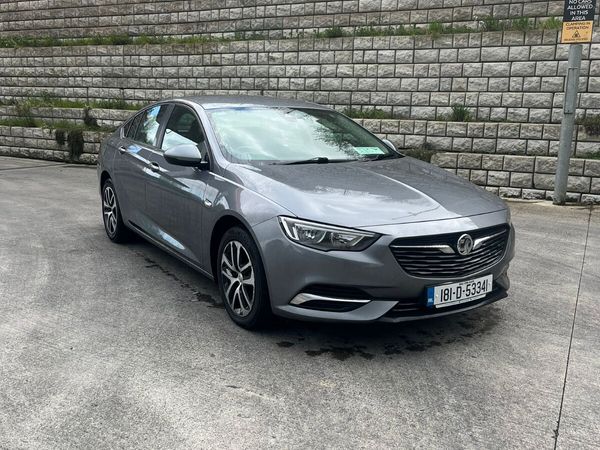 Vauxhall Insignia Hatchback, Diesel, 2018, Grey