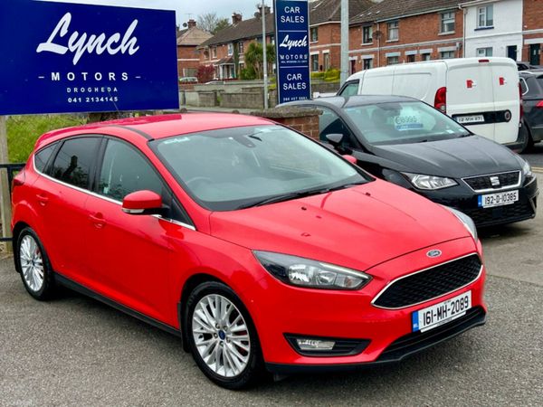 Ford Focus Hatchback, Diesel, 2016, Red