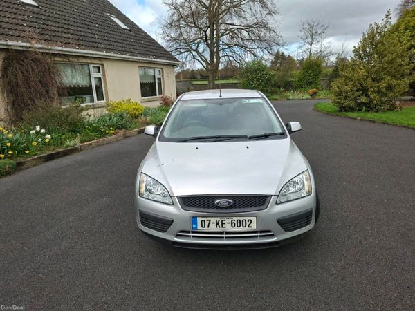 Ford Focus Hatchback, Petrol, 2007, Silver