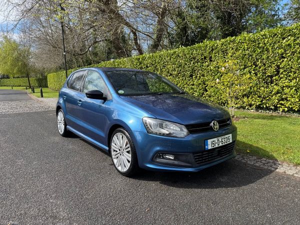 Volkswagen Polo Hatchback, Petrol, 2015, Blue