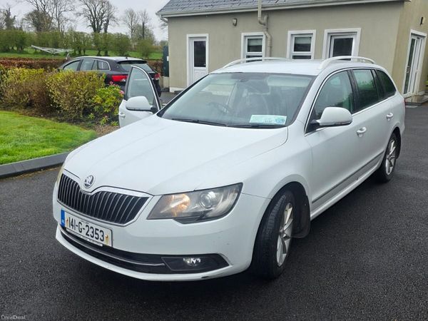 Skoda Superb Estate, Diesel, 2014, White