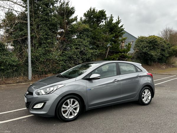 Hyundai i30 Hatchback, Diesel, 2013, Grey
