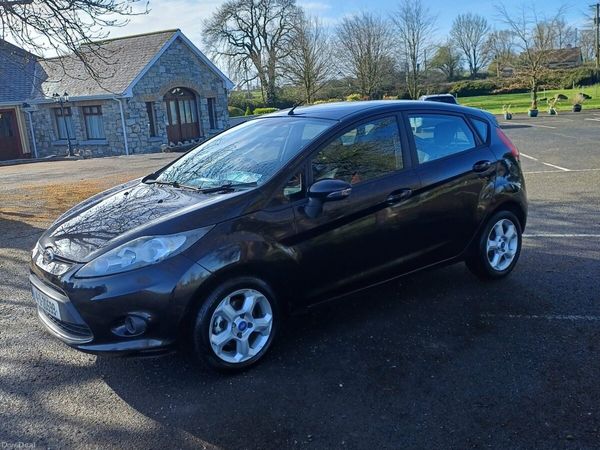 Ford Fiesta Hatchback, Petrol, 2011, Black