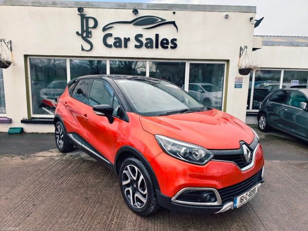 Renault Captur SUV, Petrol, 2016, Red