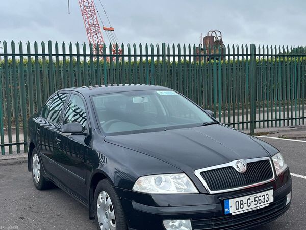 Skoda Octavia Hatchback, Diesel, 2008, Black