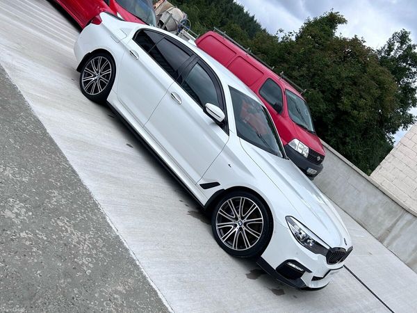 BMW 5-Series Saloon, Diesel, 2017, White
