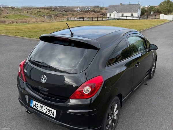 Vauxhall Corsa Hatchback, Petrol, 2014, Black