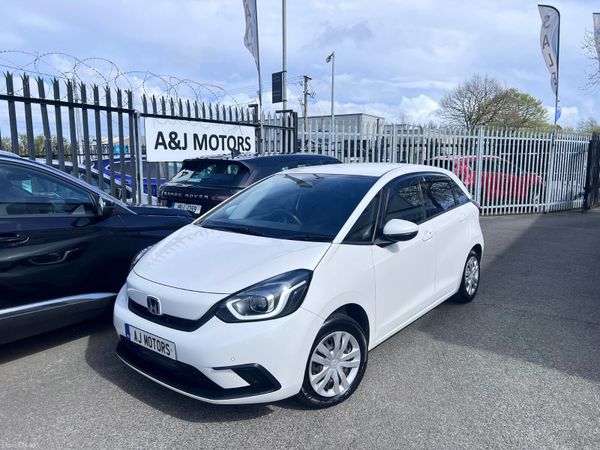 Honda Fit Hatchback, Petrol Hybrid, 2020, White