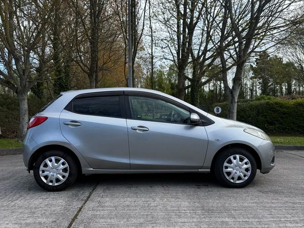 Mazda Demio MPV, Petrol, 2011, Silver