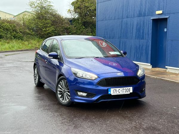Ford Focus Hatchback, Petrol, 2017, Blue