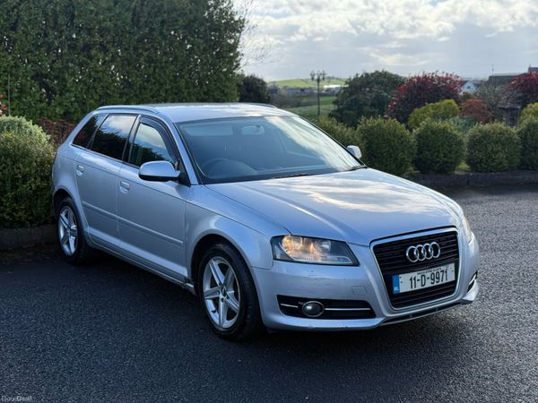 Audi A3 Hatchback, Diesel, 2011, Silver