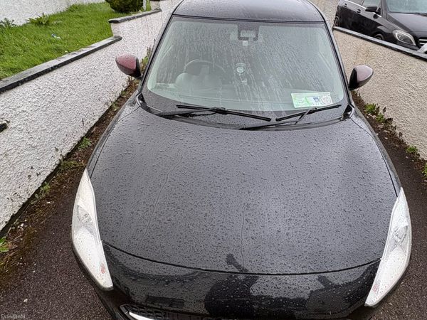 Suzuki Swift Hatchback, Petrol, 2020, Black