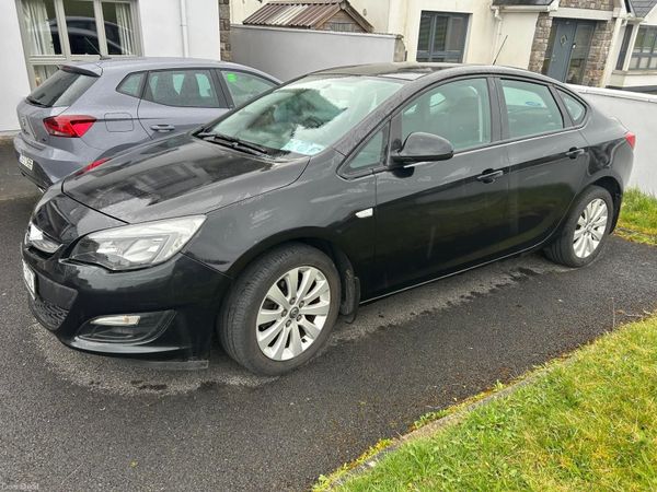 Opel Astra Saloon, Diesel, 2013, Black