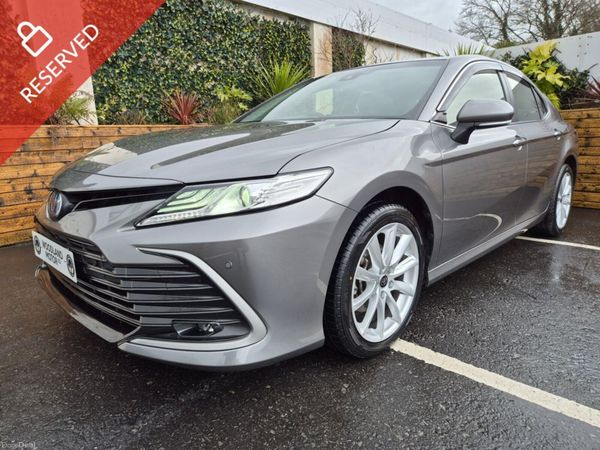 Toyota Camry Saloon, Petrol Hybrid, 2022, Grey